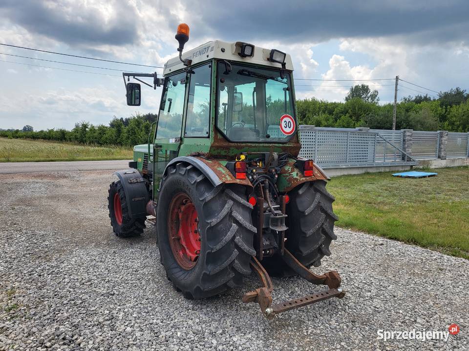 Fendt 275V Sadowniczy Przedni TUZ i WOM Góra Kalwaria