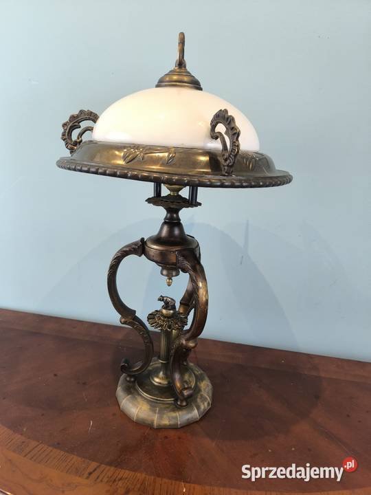 Piękna unikalna mosiężna lampa ze zdobionym sprzedam