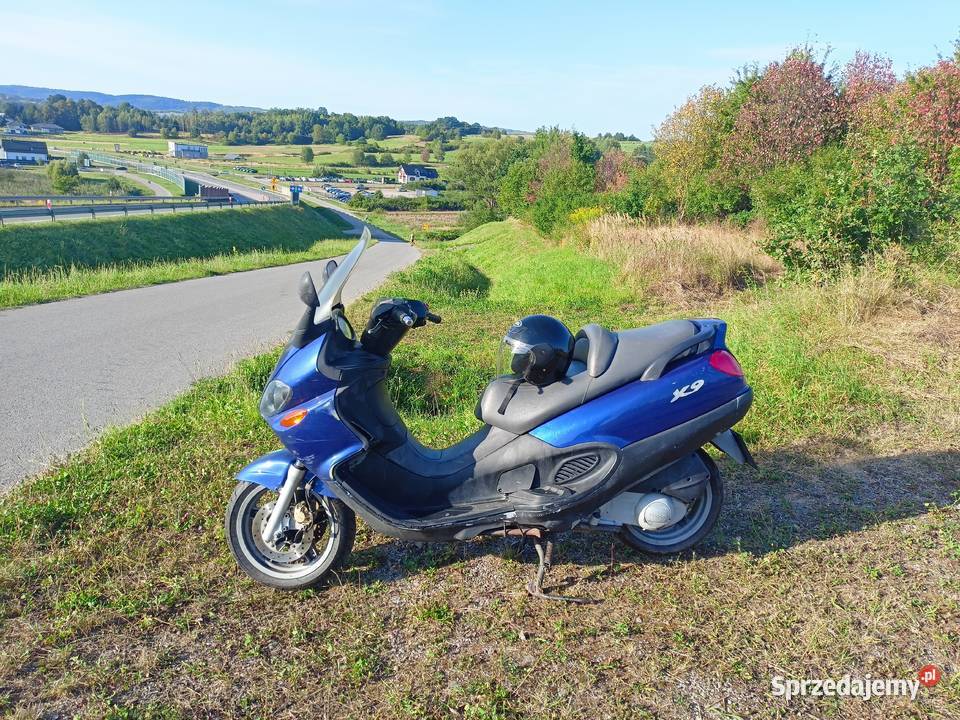 Piaggio x9 125 2001 na kat B Rok produkcji 2001