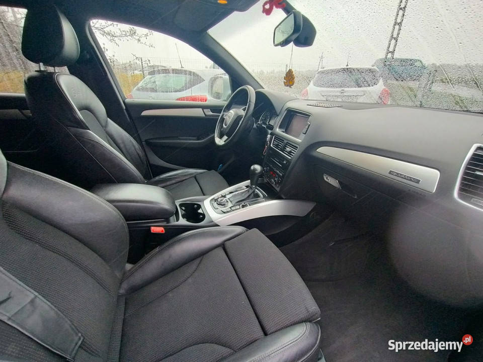 Audi Q5 20 benzynahybryda 4X4 8R 2008 188000km Q5 Harklowa