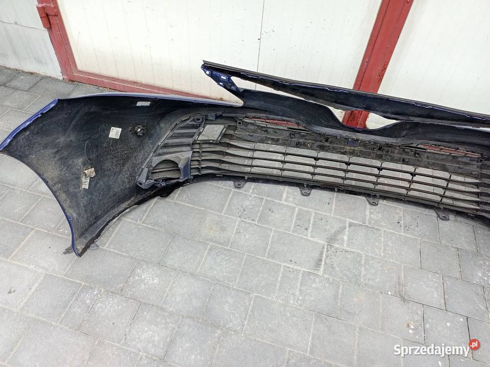 Toyota camry VIII zderzak przedni Góra Kalwaria