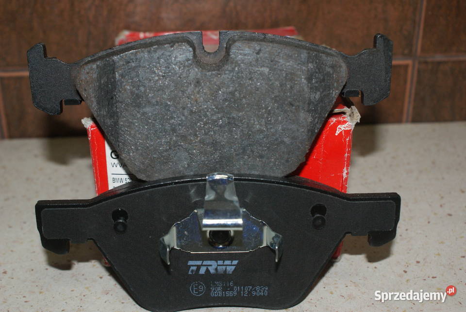 GDB1559 TRW KLOCKI HAMULC BMW 5 E60 0310 Zestaw Białobrzegi sprzedam