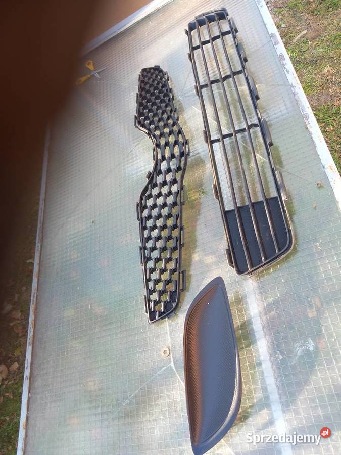 Toyota yaris II lift grill oryg kratki zderzaka Atrapy