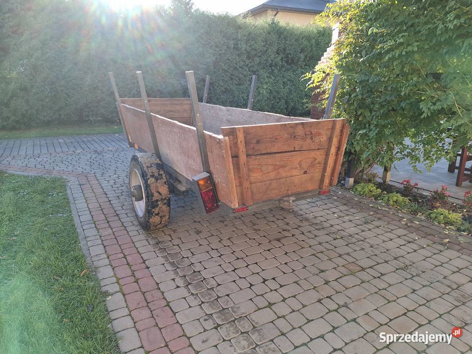 Przyczepa z napędem do C330C328C325 Domaradz sprzedam
