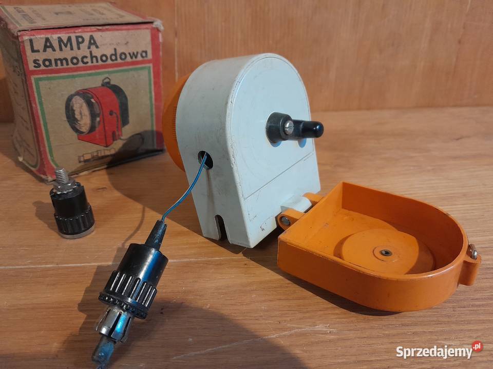 Stara lampka samochodowa zabytek PRL retro Dąbrowa Górnicza