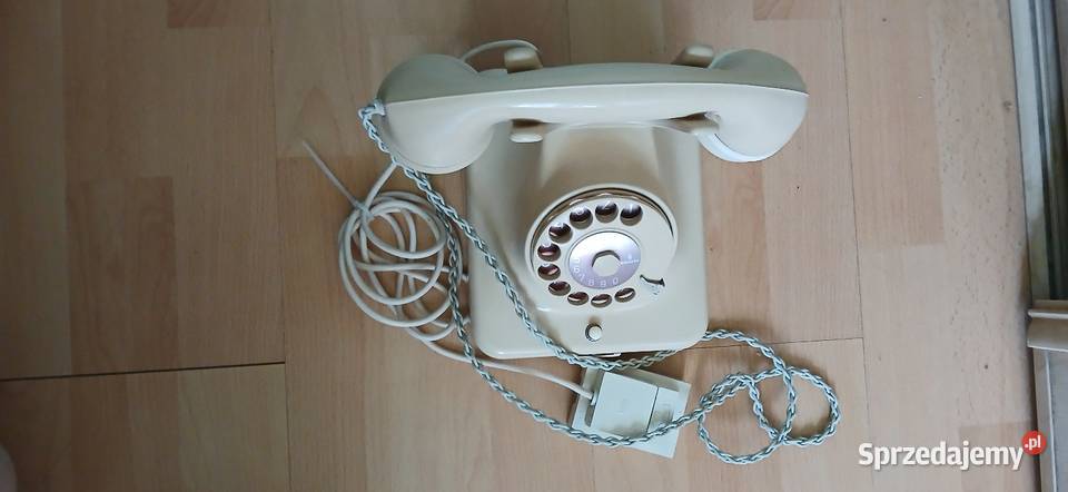Telefon na tarcze z lat 50 tych