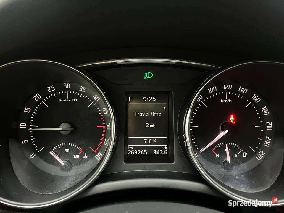 oszczędny bogate wyposażenie oryginalny lakier Łącko