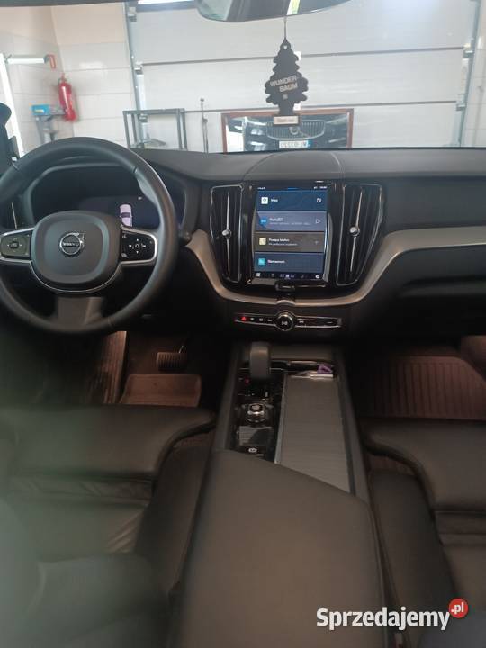 Volvo XC 60 Plus Bright Mild Hybrid 20D 19714 z XC 60 Lipsko