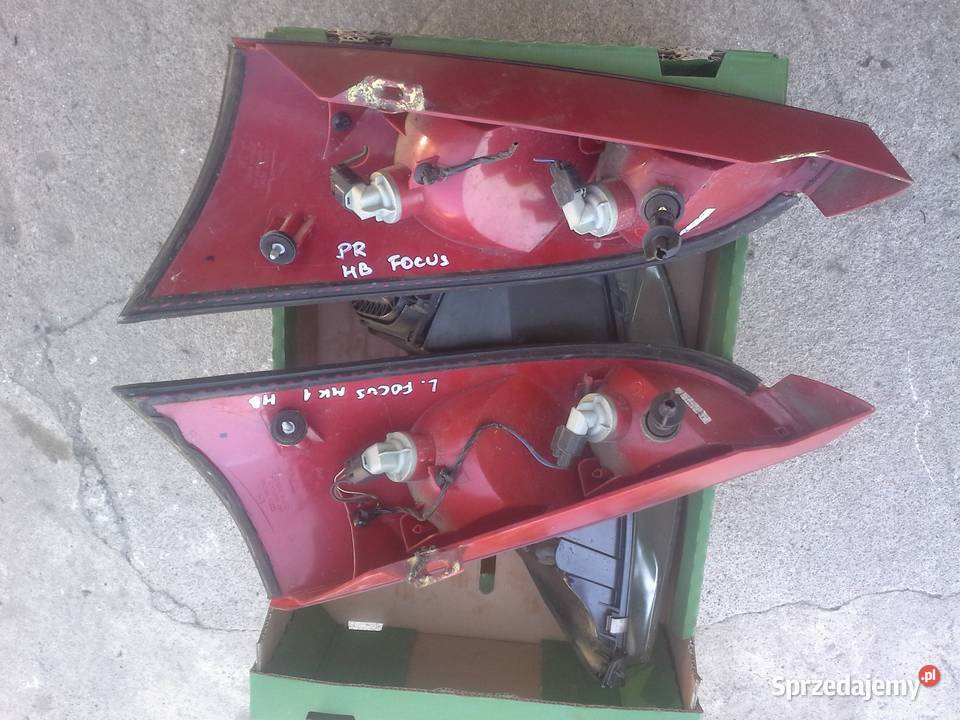 FORD FOCUS MK1 lampa TYŁ HB 3D Dębno