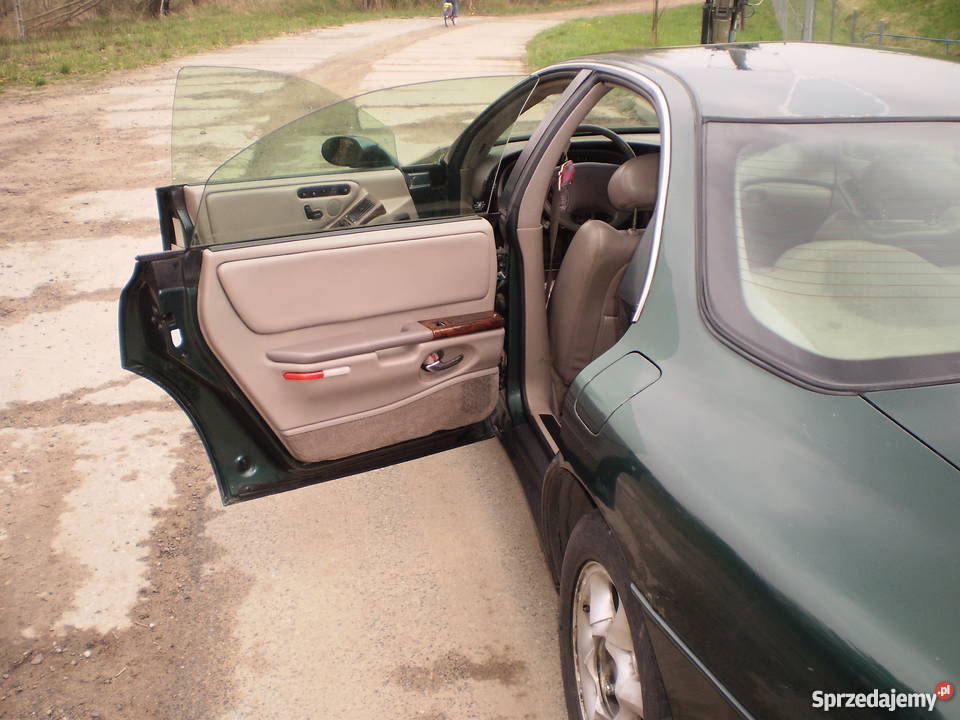 Oldsmobile Arora V8 Samochody osobowe