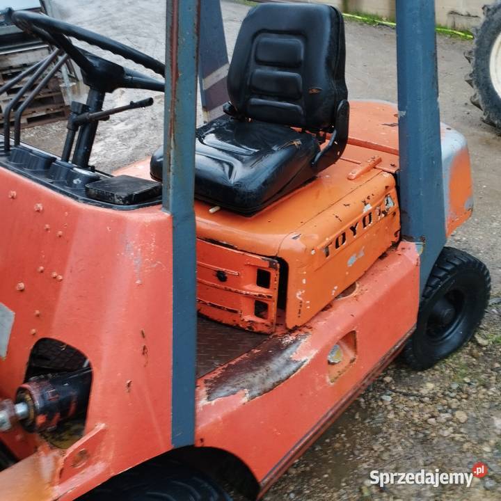 Wozek widlowy uszkodzony Toyota diesel Boronów