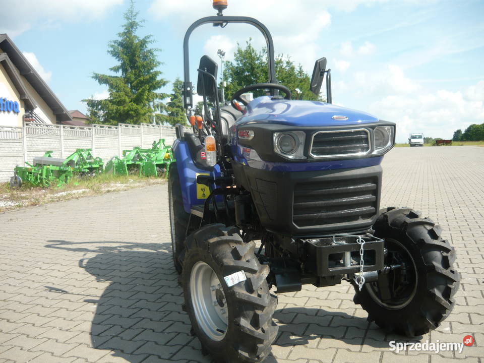 Ciągnik Farmtrac 26 ogrodniczy sadowniczy Solis Farmtrac