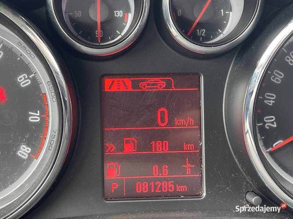 Opel Astra J GTC automat niski przebieg 140KM sprzedam