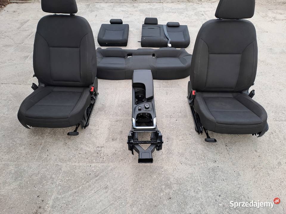 Opel Insignia A Kombi fotele podłokietnik tunel Jastrzębie-Zdrój