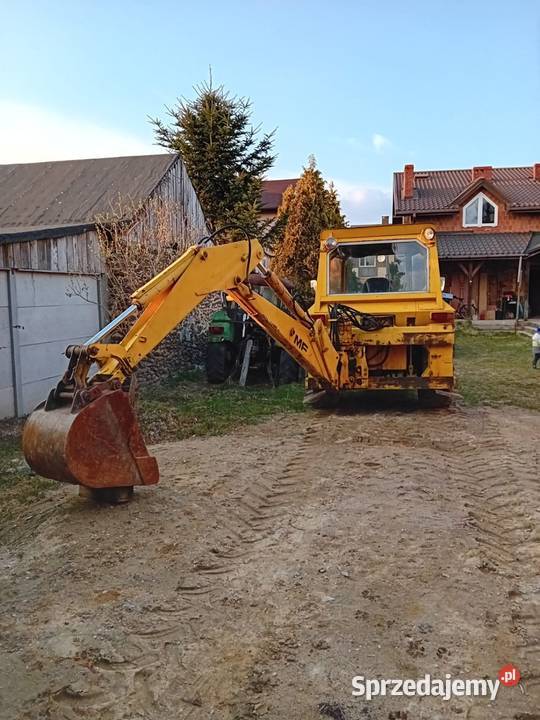 Koparka ładowarka MF Massey Ferguson Ostrówek śląskie Bieżeń
