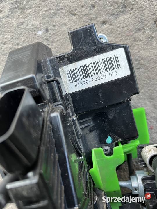 Zamek drzwi Kia ceed 2 prawy przód klamka ceed Chmielów sprzedam