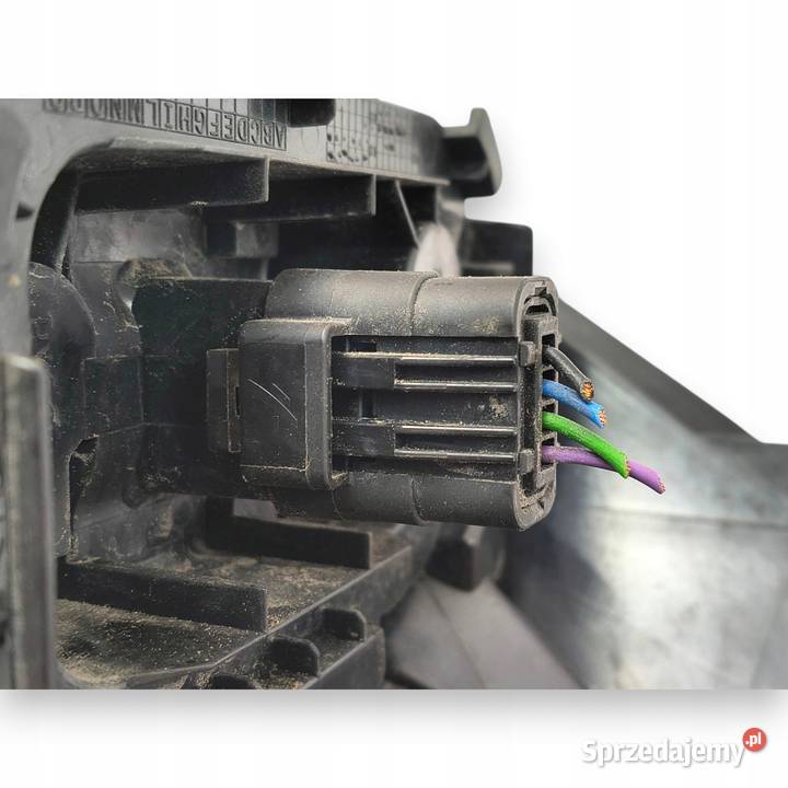 LAMPA LEWA Renault Clio IV kombi tylna tylnia
