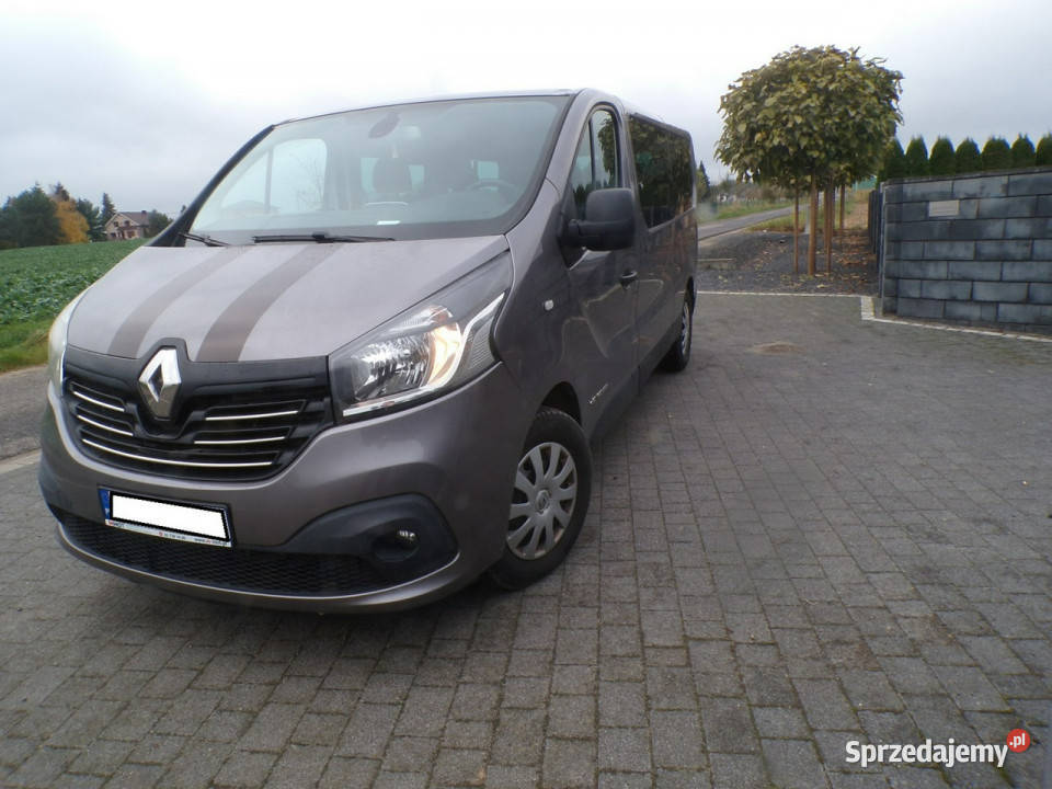 Renault Trafic renault trafic long 9 osobowy Trafic Raszków