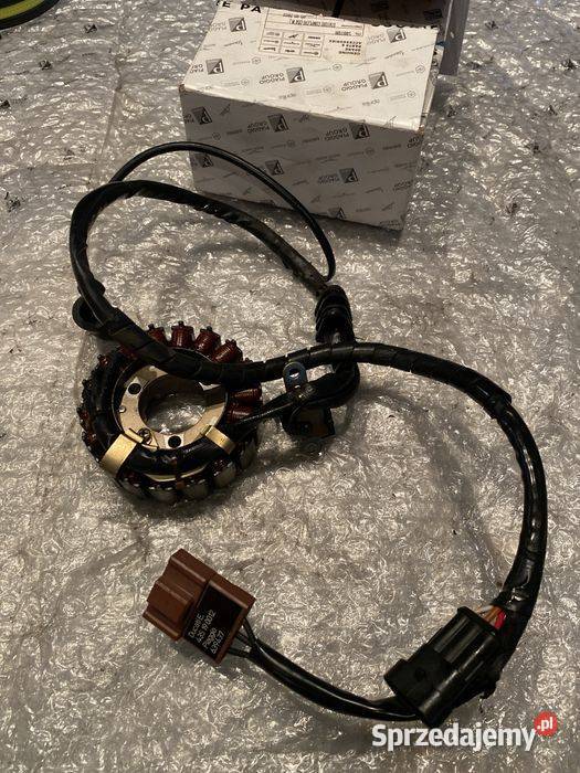 Stator Piaggio MP3 GTS 58070R Beverly X8 N582 wielkopolskie Poznań sprzedam