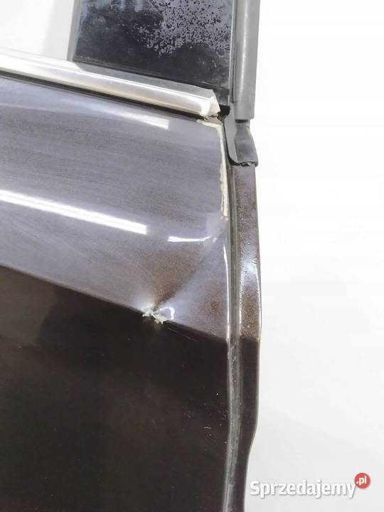 DRZWI PRAWE TYŁ KOMBI USZKODZONE Skoda Superb sprzedam