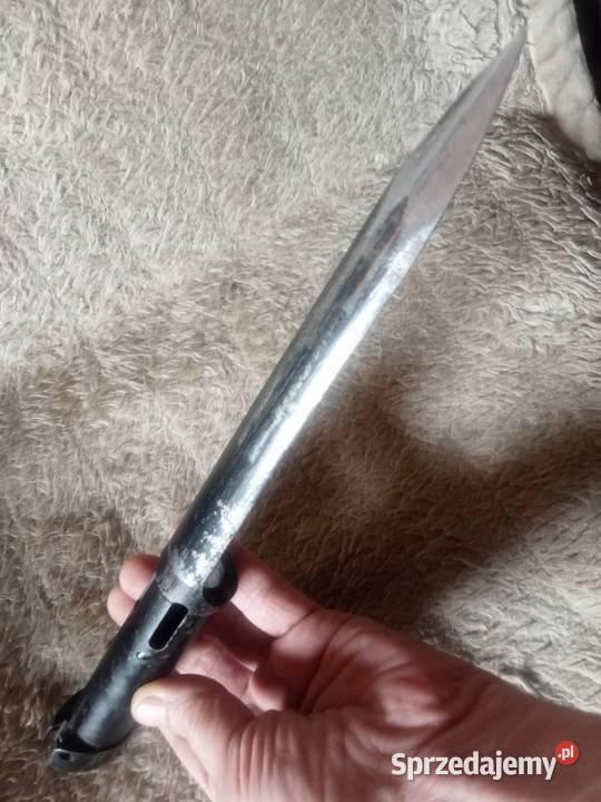 Bagnet 6h4 radziecki AK i Bagnet Belgijski FN Grójec