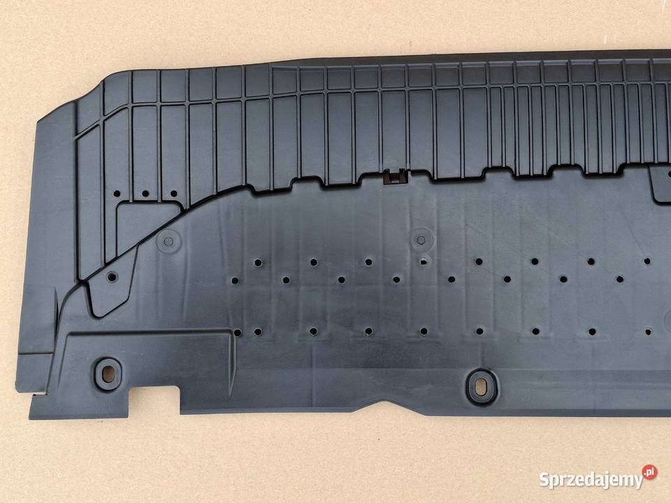 AUDI A4 B8 LIFT SLINE S4 OSŁONA PŁYTA POD Bieleń sprzedam
