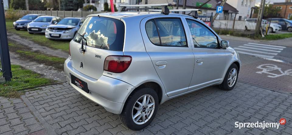 13 Lift Benzyna 87 1 własciciel Salon Polska ABS Yaris