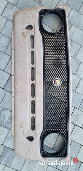 Fiat 128 rally sedan 1 seria pas przedni grill