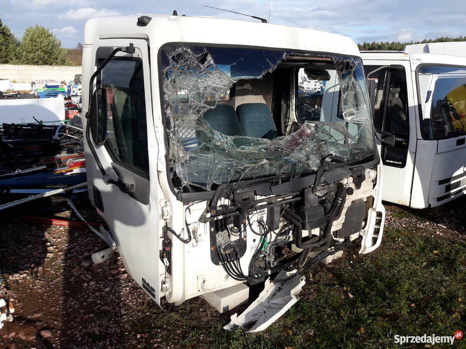 DAF LF 45 KABINA TAPICERKA POSZYCIE DRZWI Bieleń