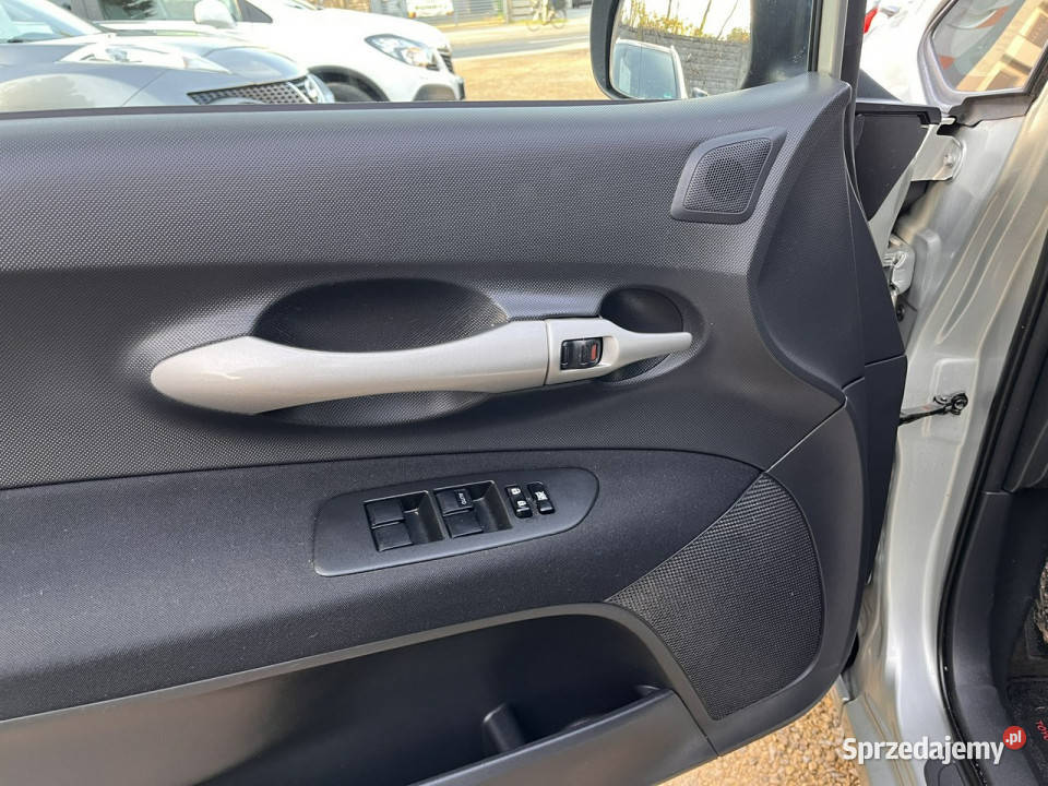 Toyota Auris 16 Automat Klima Alu EL szyby Bez śląskie Częstochowa sprzedam