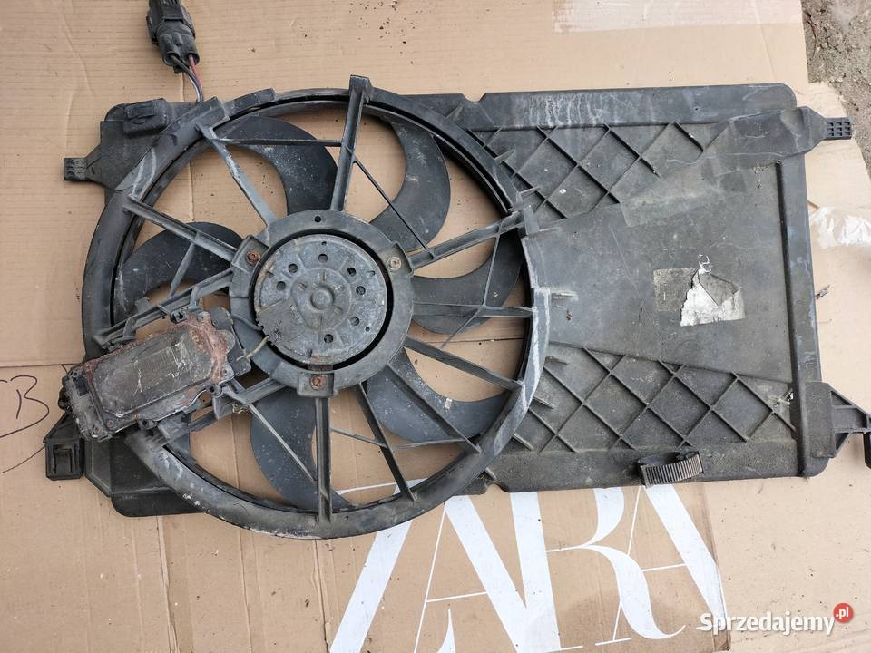 FORD FOCUS MK2 C 3135103743 WENTYLATOR CHŁODNICY
