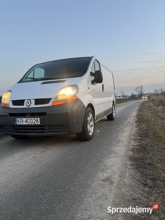 Trafić vivaro primastar biały Kraków