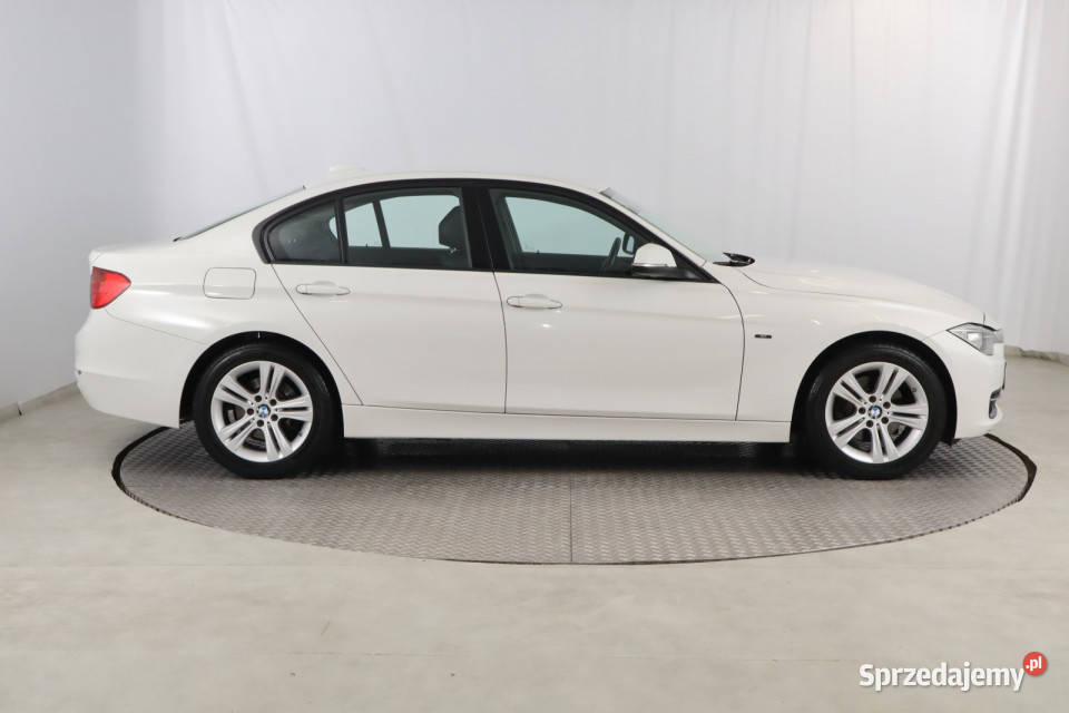 BMW 3 320 d światła do jazdy dziennej śląskie Zabrze