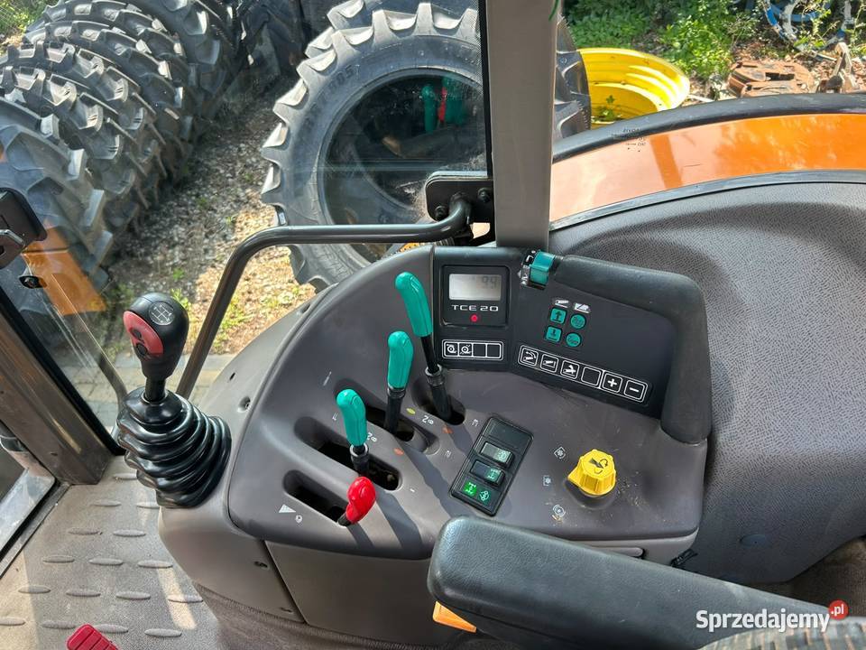 Renault Ares 725RZ John Deere 826 816 Ares 836 Pneumatyczne siedzenie