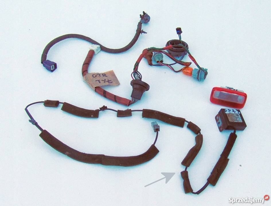 ANTENA GPS WIĄZKA INSTALACJA NISSAN GTR GTR osobowe Nowy Tomyśl