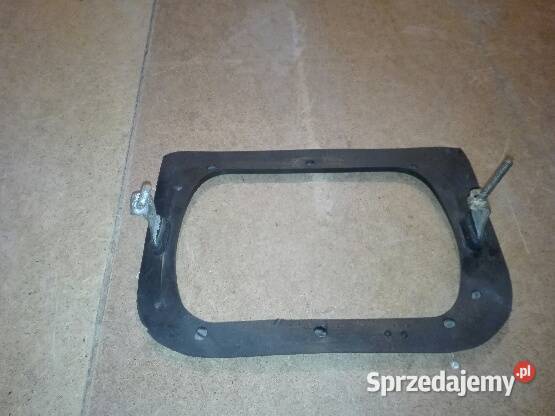 Ramka Okular lampy reflektora Fiat 126p Pozostałe