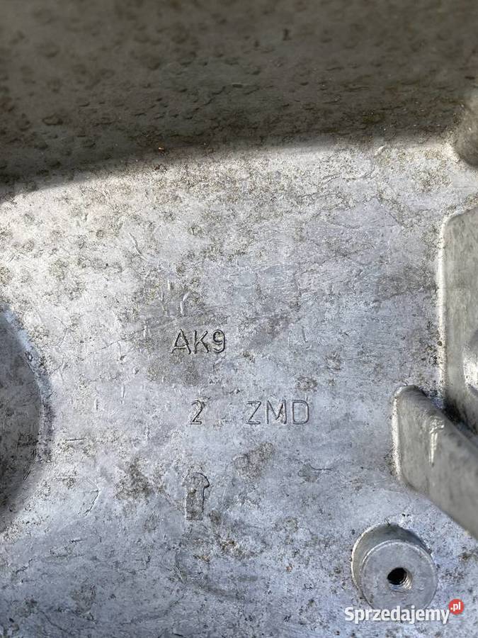 DEKIEL KAPA OLEJOWA WSK 175 4 060 059 GAZELA Kraków