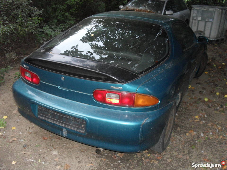 Klapa tył mazda mx3 Trzemeszno