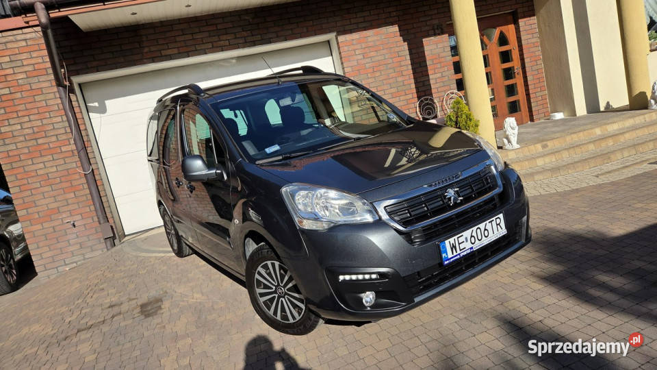 Peugeot Partner 201807 rej 16 HDI 100 SALON I czujnik parkowania Motoryzacja łódzkie