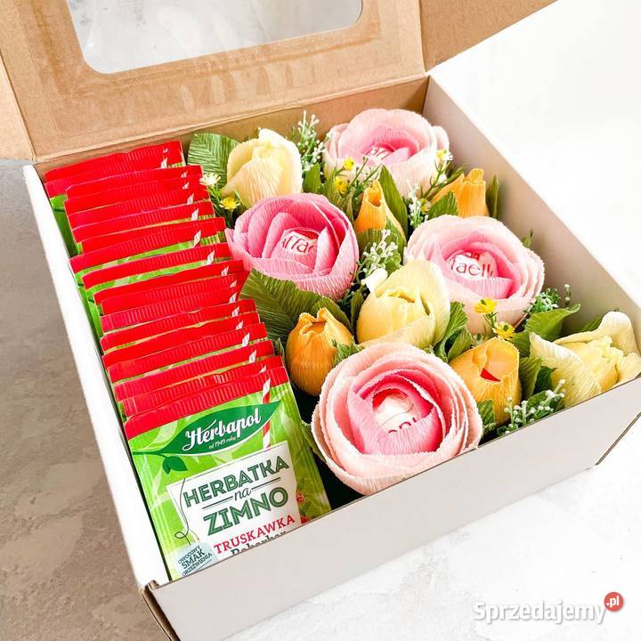 Sweetbox z cukierkami i herbatką rozmiar S Zielona Góra