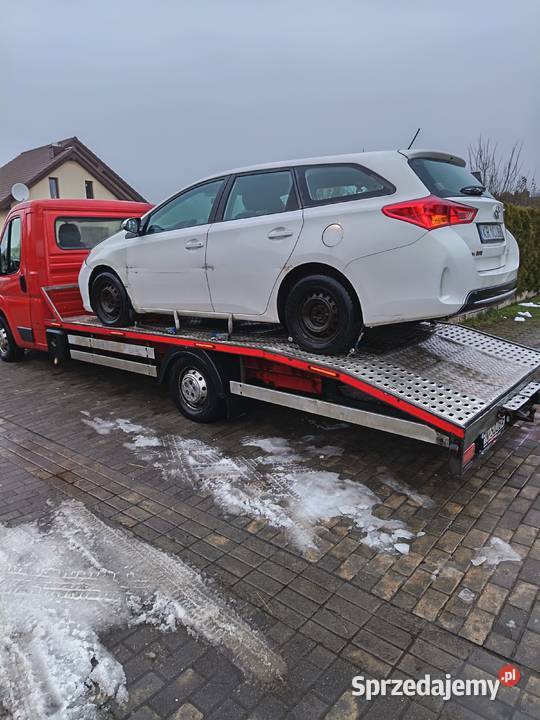 Sprzedam toyote auris214 dizel uszkodzonom Konin