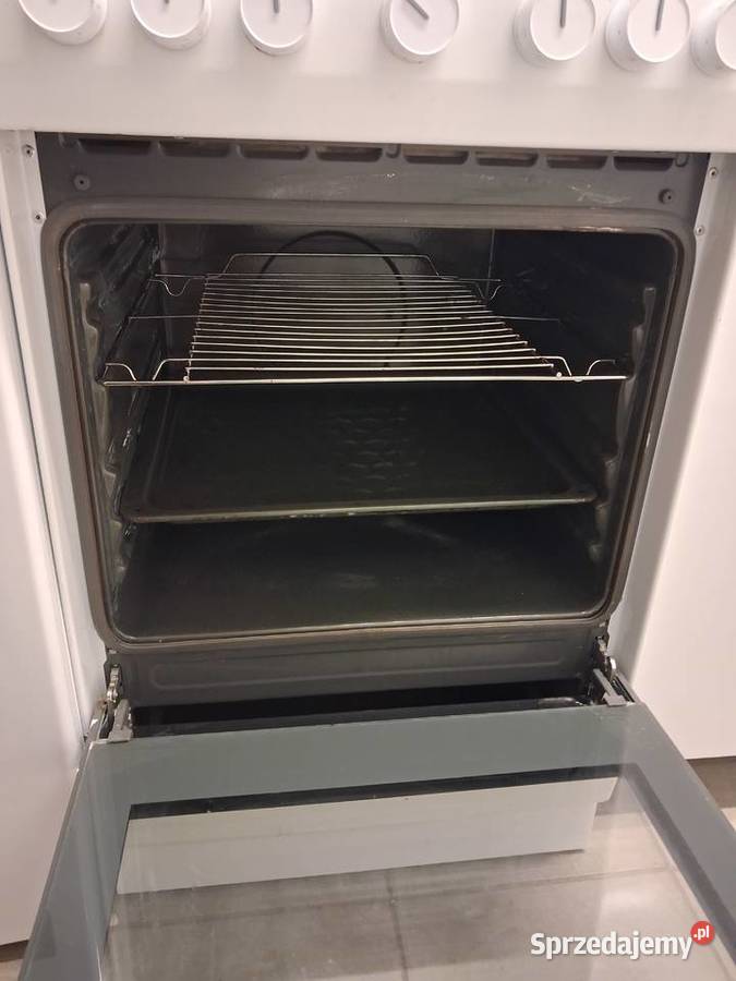 Kuchenka elektryczna z blatem ceramicznym Amica Wrocław