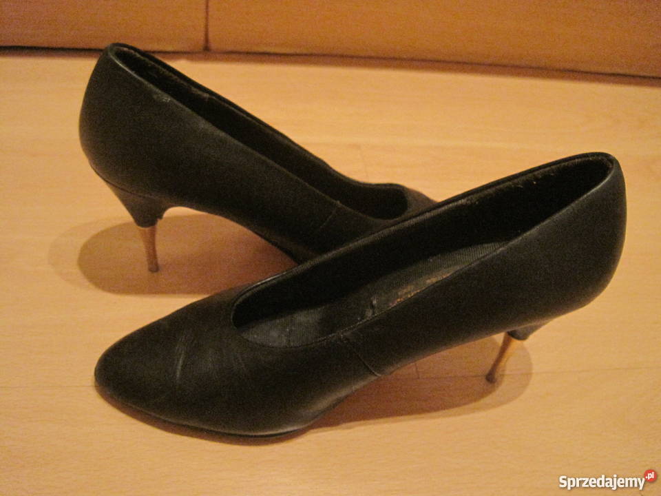 Buty szpileczki czarna skora ze zlotym obcasem Zielona Góra