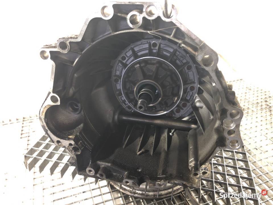 SKRZYNIA BIEGÓW AUDI A6 C6 1071401249 30 240 sprzedam