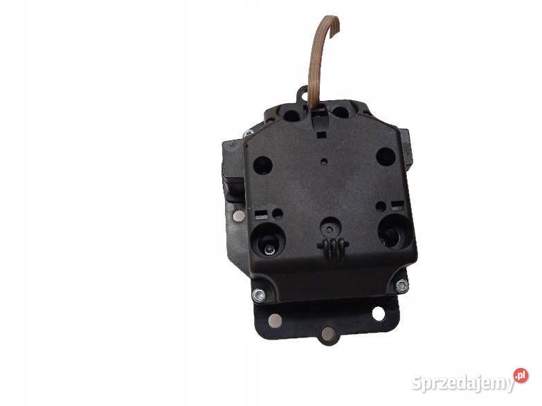 PANEL STEROWANIA NAVI 2048707658 MercedesBenz osobowe