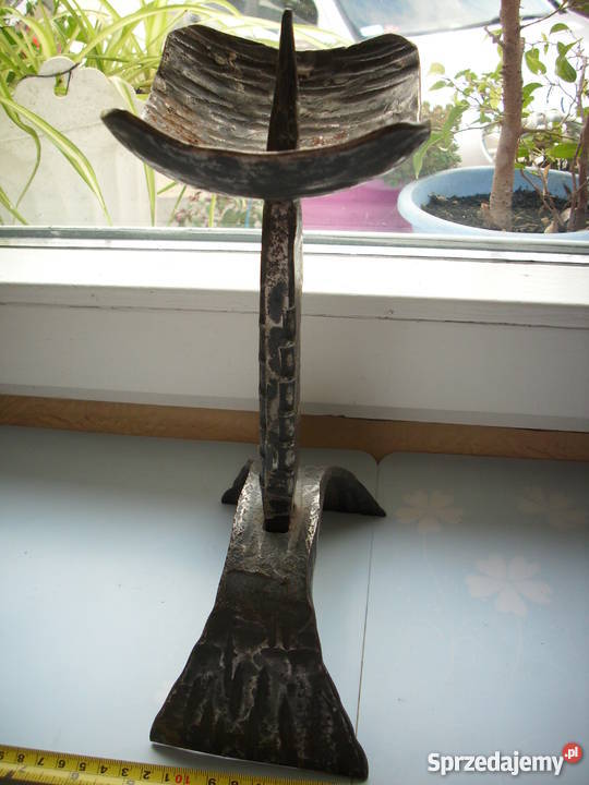 Ręcznie kutystary świecznik Barlinek