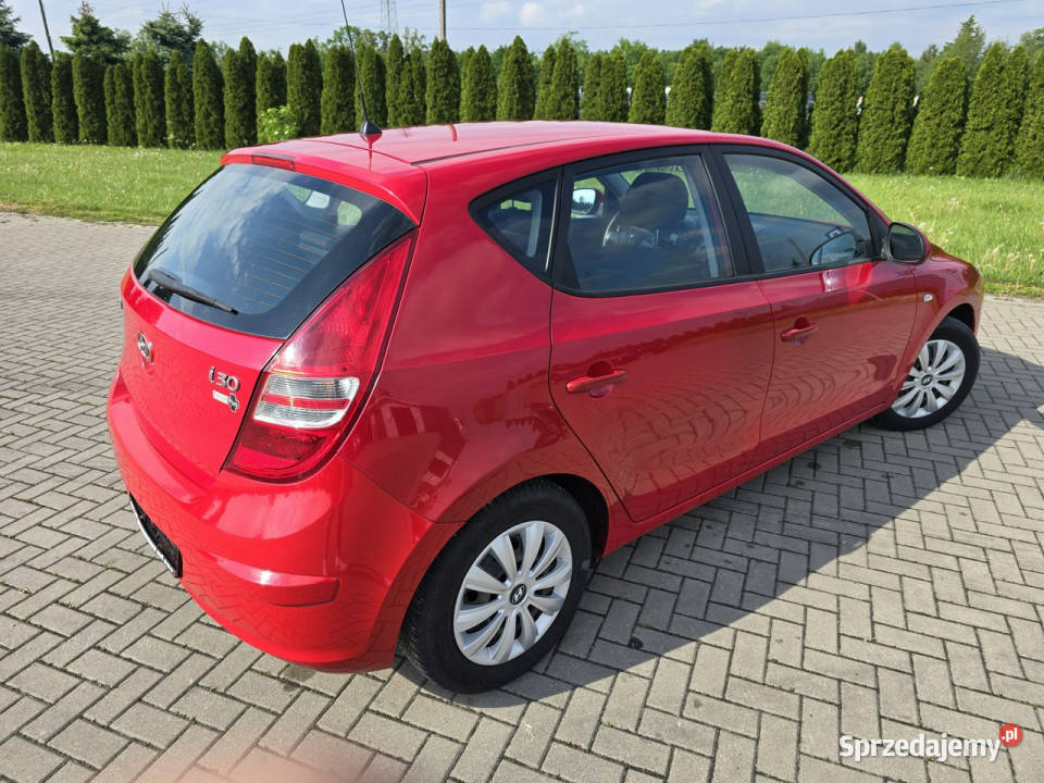 Hyundai i30 14Benz autoalarm Kutno