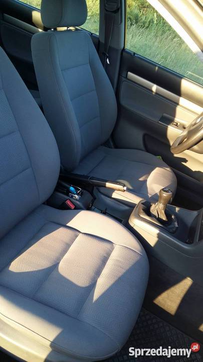 Audi A4 B5 16 benzyna 1998r Złotów