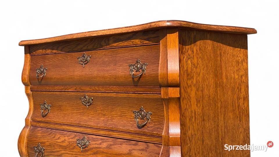 Stylowa brzuchata komoda na rzeźbionych nogach