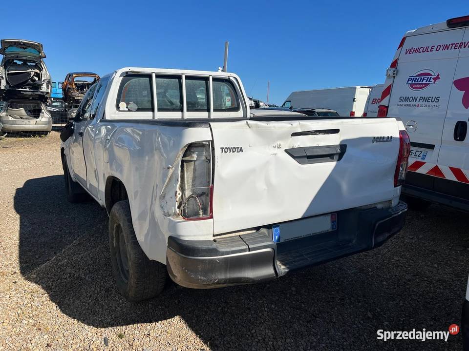 TOYOTA Hilux 24 D4D 150 LeCap 4WD FD750 podkarpackie Przemyśl
